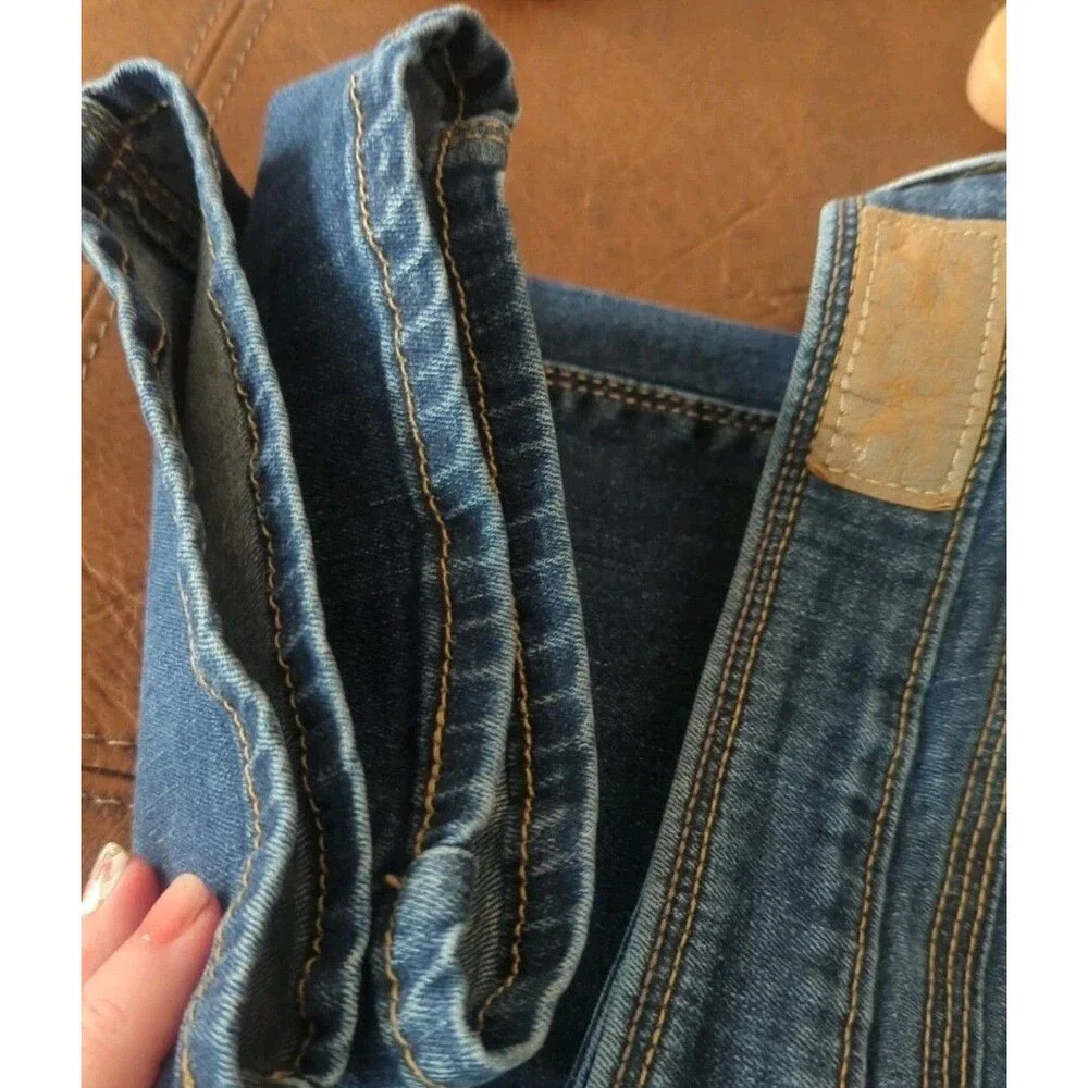 LEVI'S Womens FLATTERS & FLAUNTS Skinny Leg BLUE JEANS sz 24w Red Tab